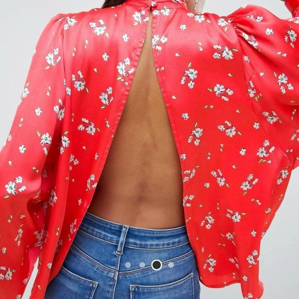 asos Women’s Top Size 2 Red Floral Blouse Long Sleeve Open Back Christmas - Picture 2 of 13